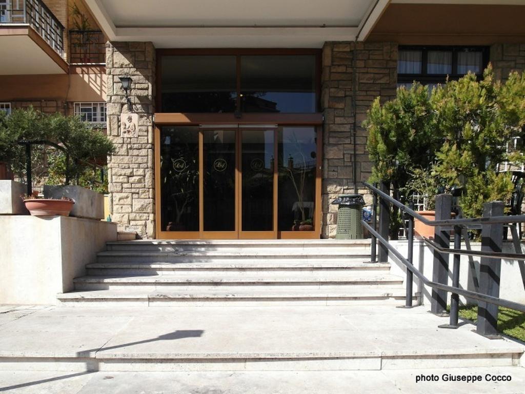 Hotel Nova Domus Aurelia Рим Экстерьер фото